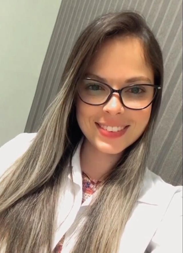 Camila Márcia Luz Moura